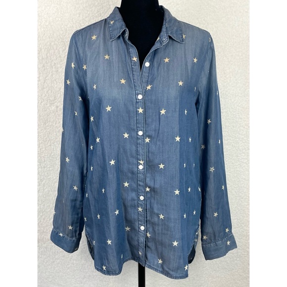SNEAK PEEK • Blue Chambray Denim Star Print Long Sleeve Button-Down Shirt - Picture 2 of 14